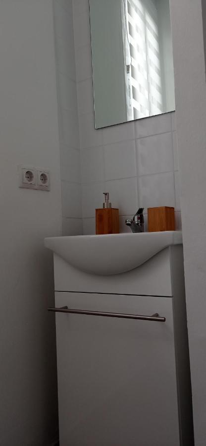 Apartamento Casco Historico Con Atico. Apartment Seville Luaran gambar