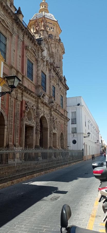 Apartamento Casco Historico Con Atico. Apartment Seville Luaran gambar